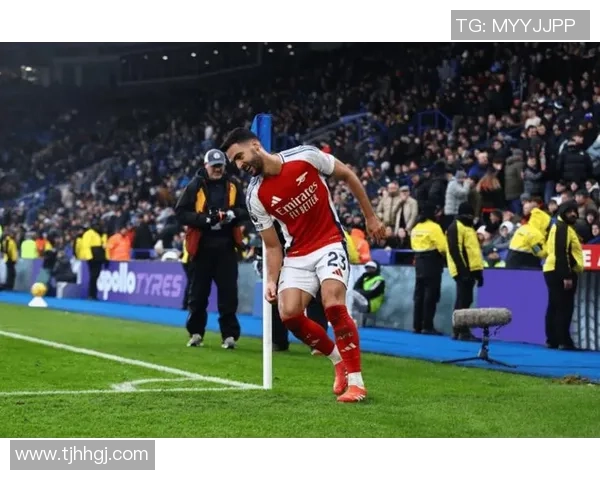 朗斯主场迎战阿森纳英超劲旅能否在客场全取三分 朗斯主场迎战阿森纳英超劲旅能否在客场全取三分